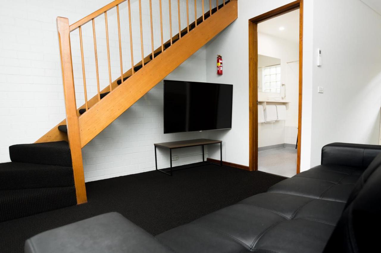 Bay Hotel Apartments Хобарт Экстерьер фото